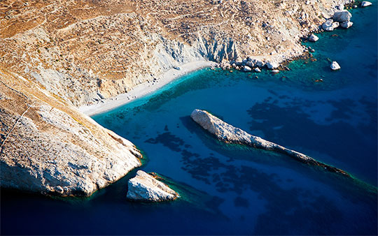 Παραλία Κάτεργο στη Φολέγανδρο