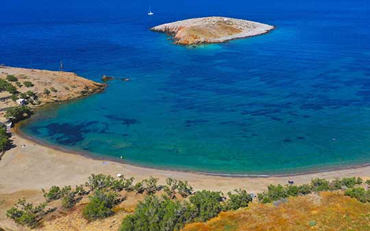 Παραλία Λιβάδι στη Φολέγανδρο
